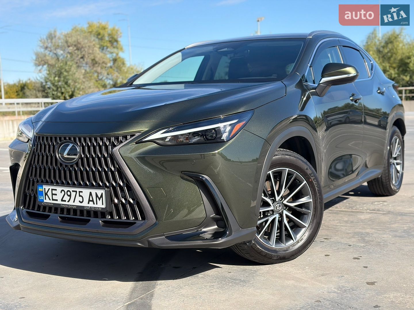 Lexus NX 2024 VIN JTJCFBAZ302022774 фото оголошення 16 з 65