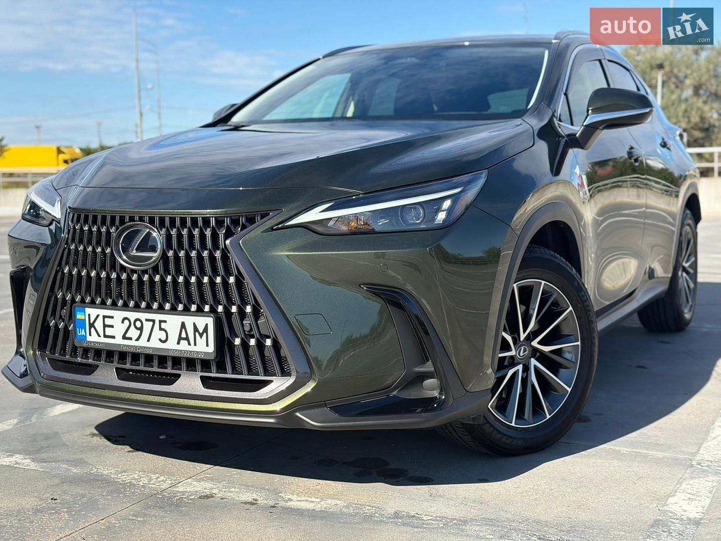 Lexus NX 2024 VIN JTJCFBAZ302022774 фото оголошення 19 з 65