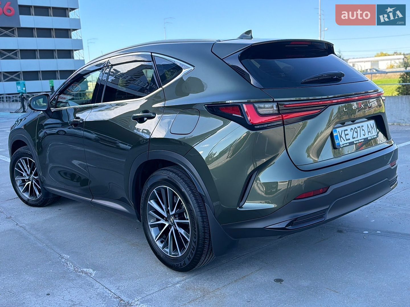 Lexus NX 2024 VIN JTJCFBAZ302022774 фото оголошення 21 з 65