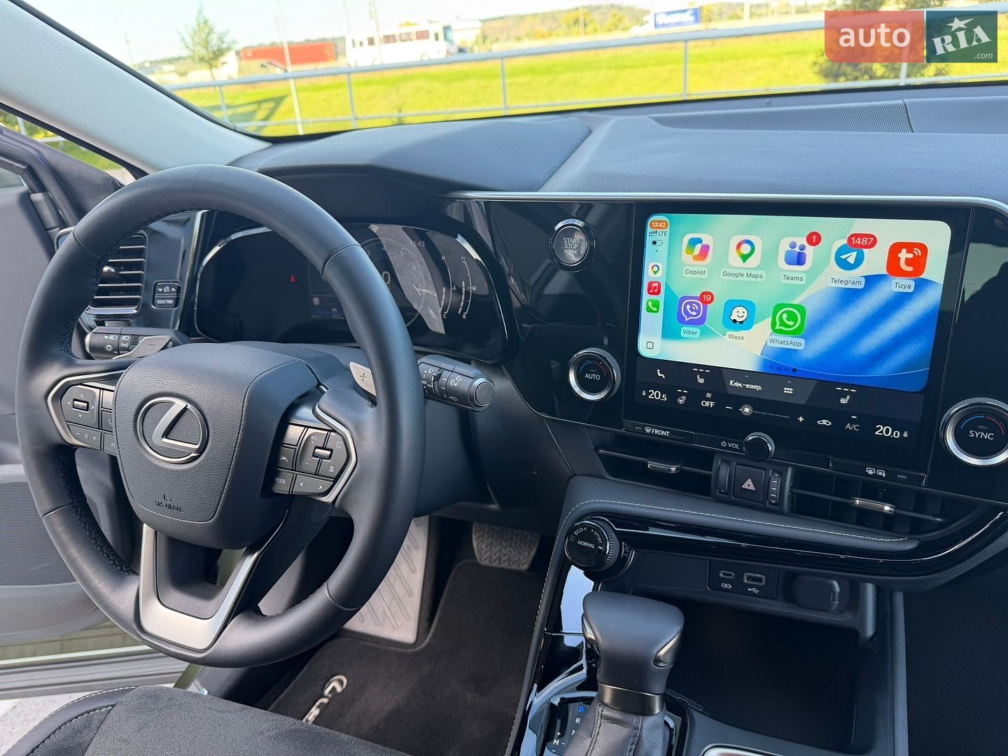 Lexus NX 2024 VIN JTJCFBAZ302022774 фото оголошення 34 з 65