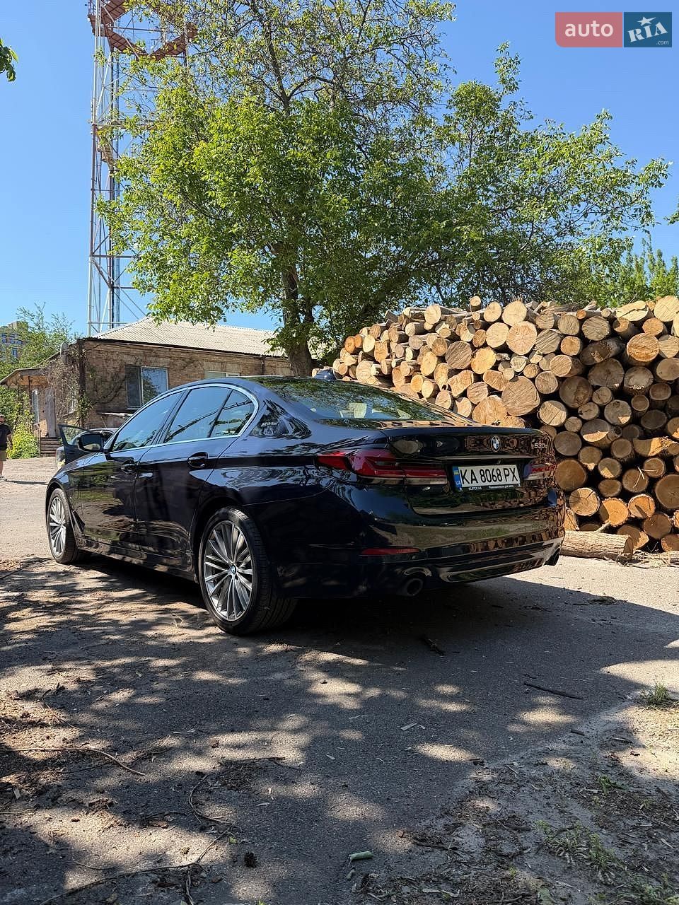 BMW 5 Series 2018 VIN WBAJA9C54KB253985 фото оголошення 4 з 12