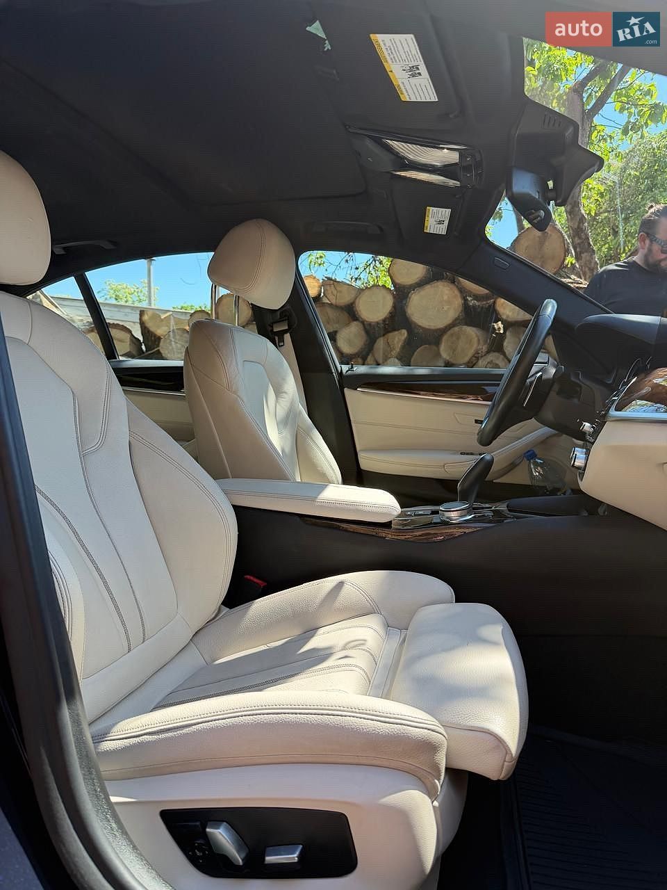 BMW 5 Series 2018 VIN WBAJA9C54KB253985 фото оголошення 10 з 12