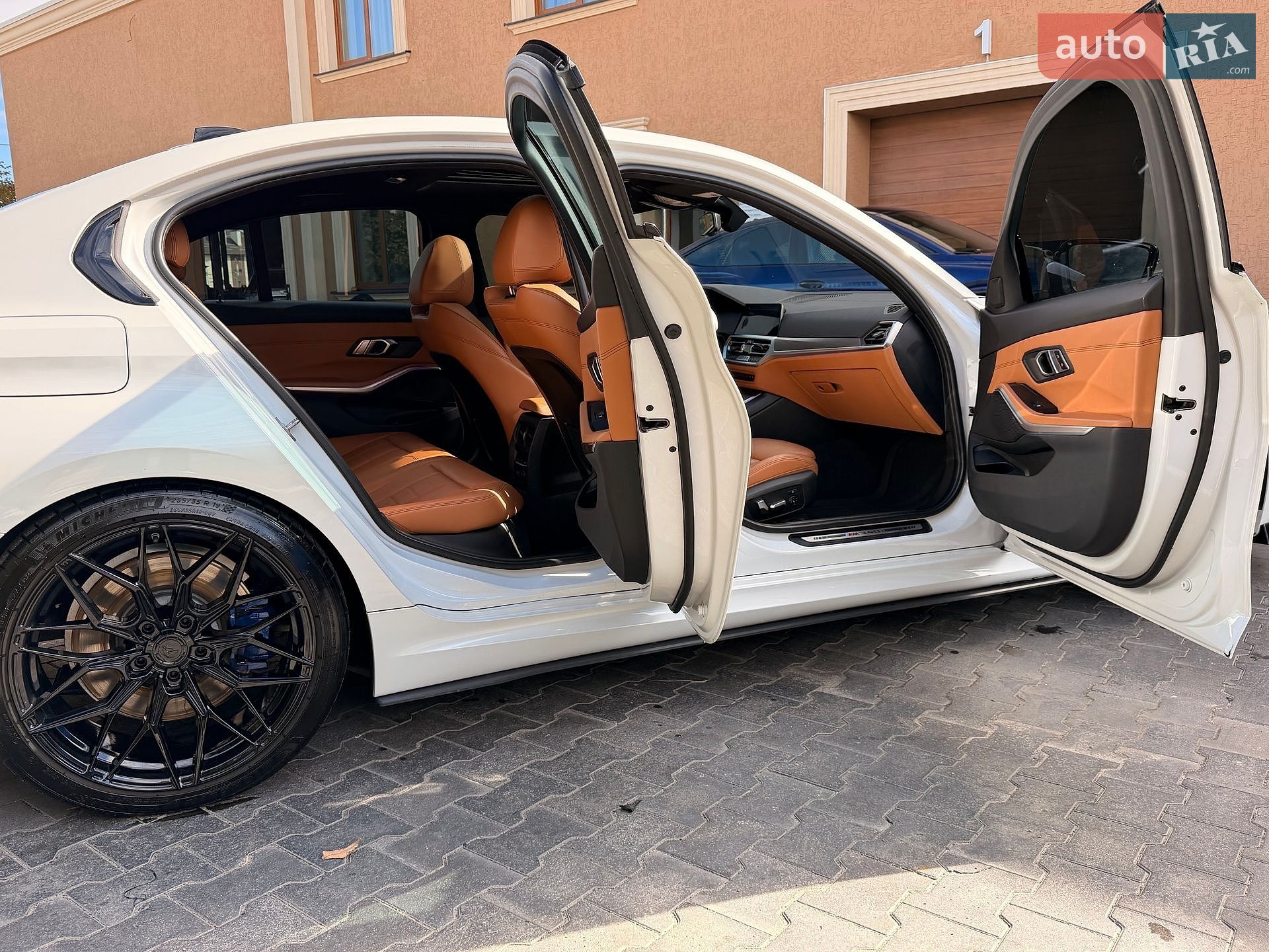 BMW 3 Series 2019 VIN WBA5U7C01LA232200 фото оголошення 17 з 35
