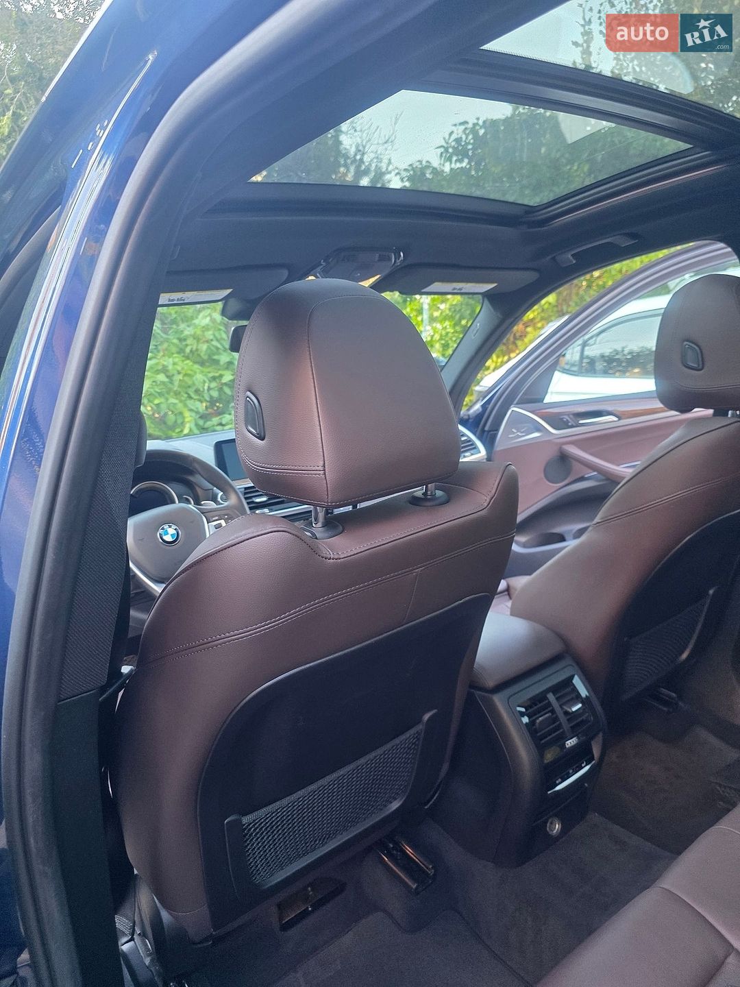 BMW X3 2019 VIN 5UXTR7C55KLR44928 фото оголошення 18 з 35