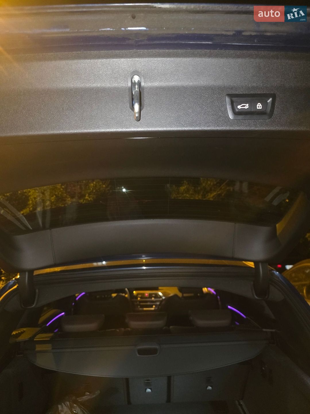 BMW X3 2019 VIN 5UXTR7C55KLR44928 фото оголошення 28 з 35