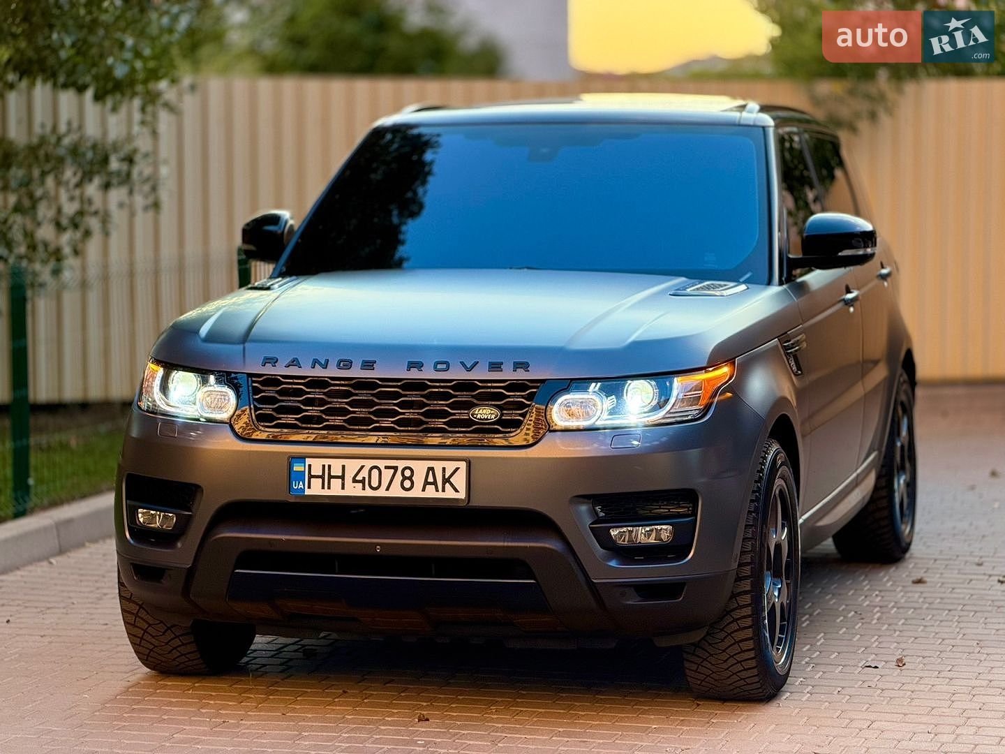 Land Rover Range Rover Sport 2015 VIN SALWR2KF7GA644301 фото оголошення 3 з 61