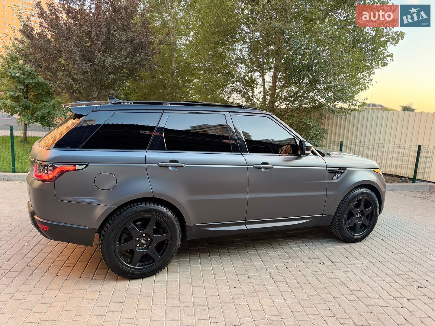Land Rover Range Rover Sport 2015 VIN SALWR2KF7GA644301 фото оголошення 34 з 61