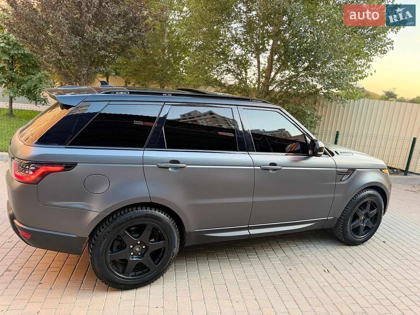Land Rover Range Rover Sport 2015 VIN SALWR2KF7GA644301 фото оголошення 35 з 61