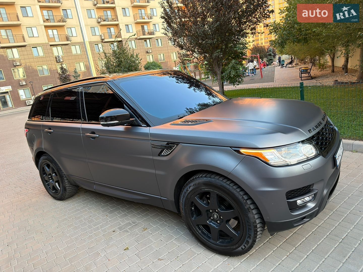 Land Rover Range Rover Sport 2015 VIN SALWR2KF7GA644301 фото оголошення 36 з 61