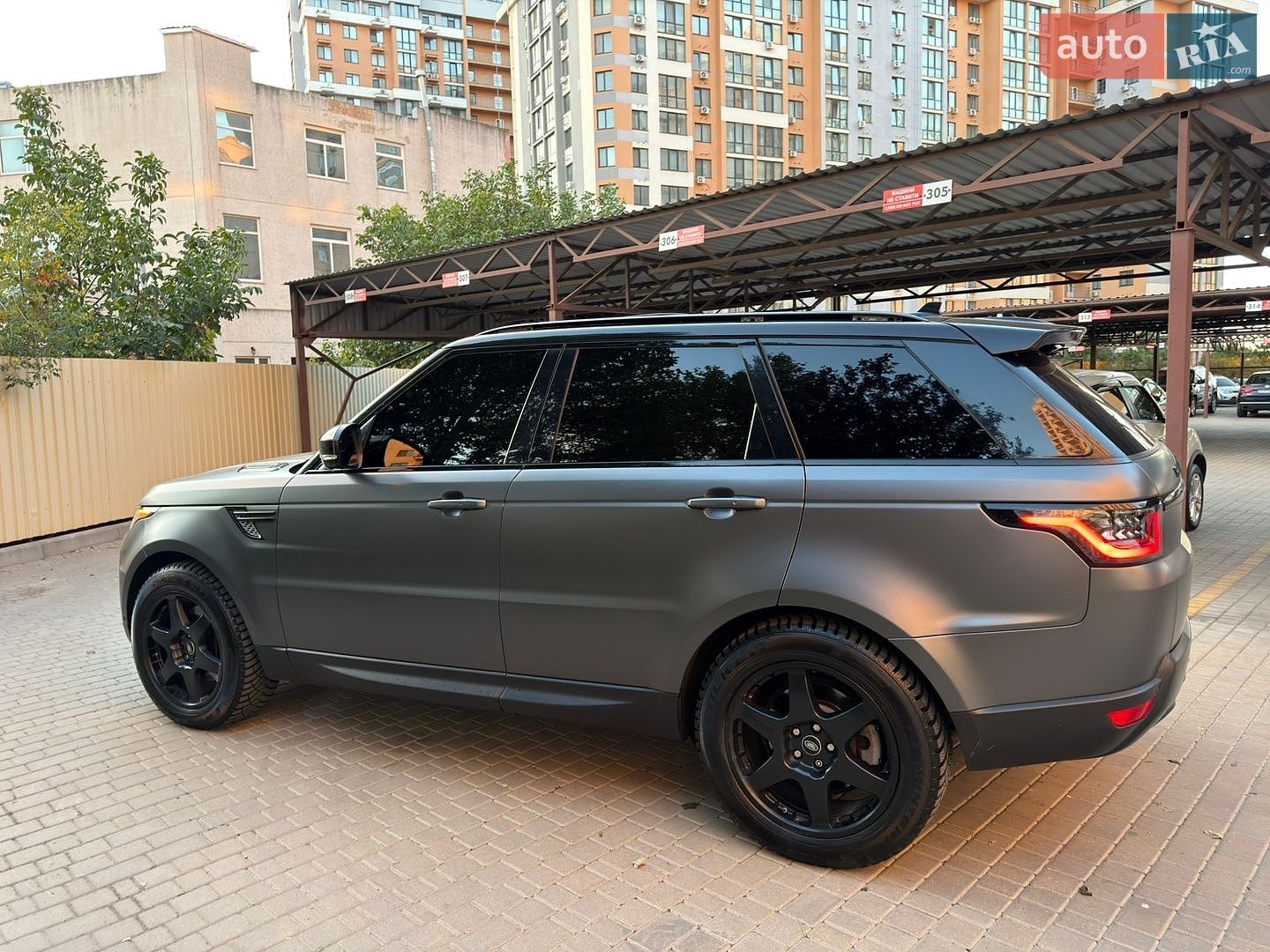 Land Rover Range Rover Sport 2015 VIN SALWR2KF7GA644301 фото оголошення 39 з 61