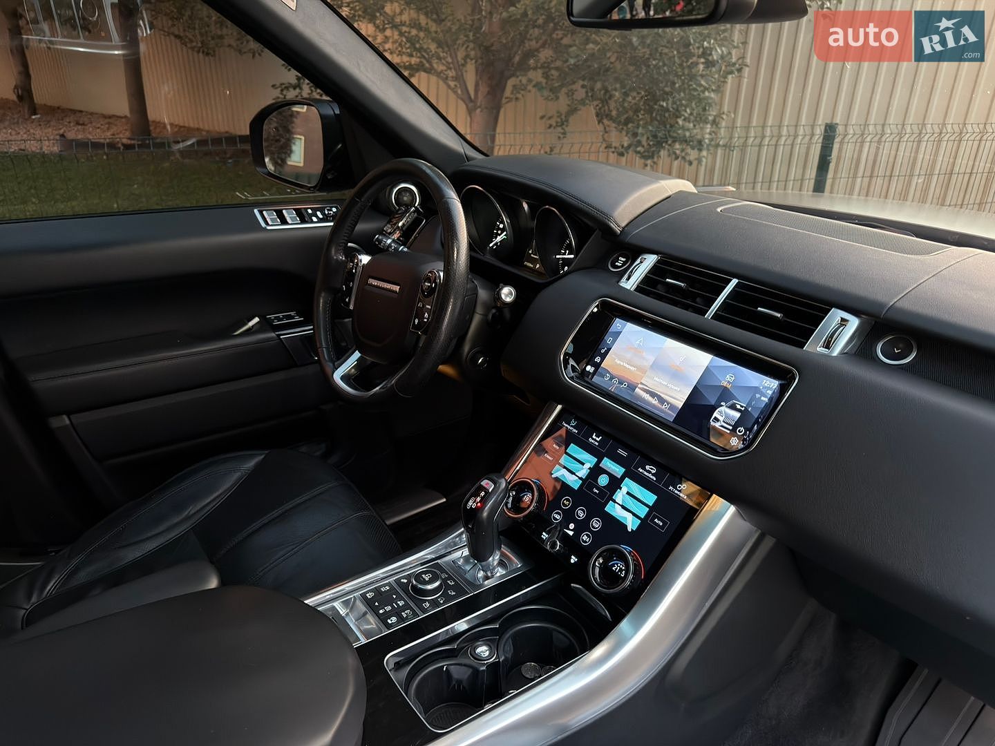 Land Rover Range Rover Sport 2015 VIN SALWR2KF7GA644301 фото оголошення 44 з 61