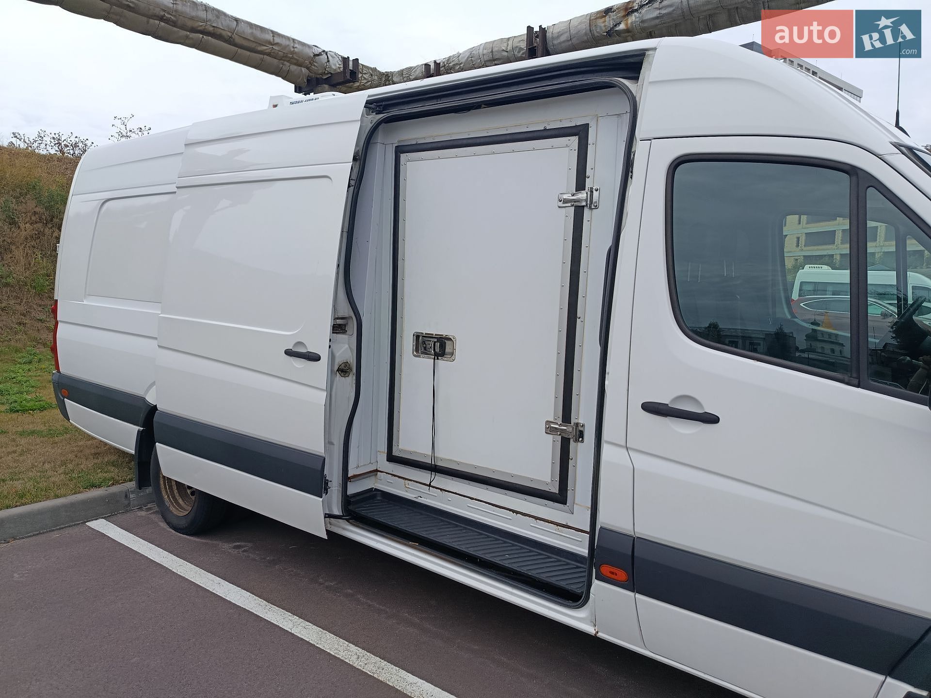 Volkswagen Crafter 2016 VIN WV1ZZZ2EZG6050071 фото оголошення 3 з 22