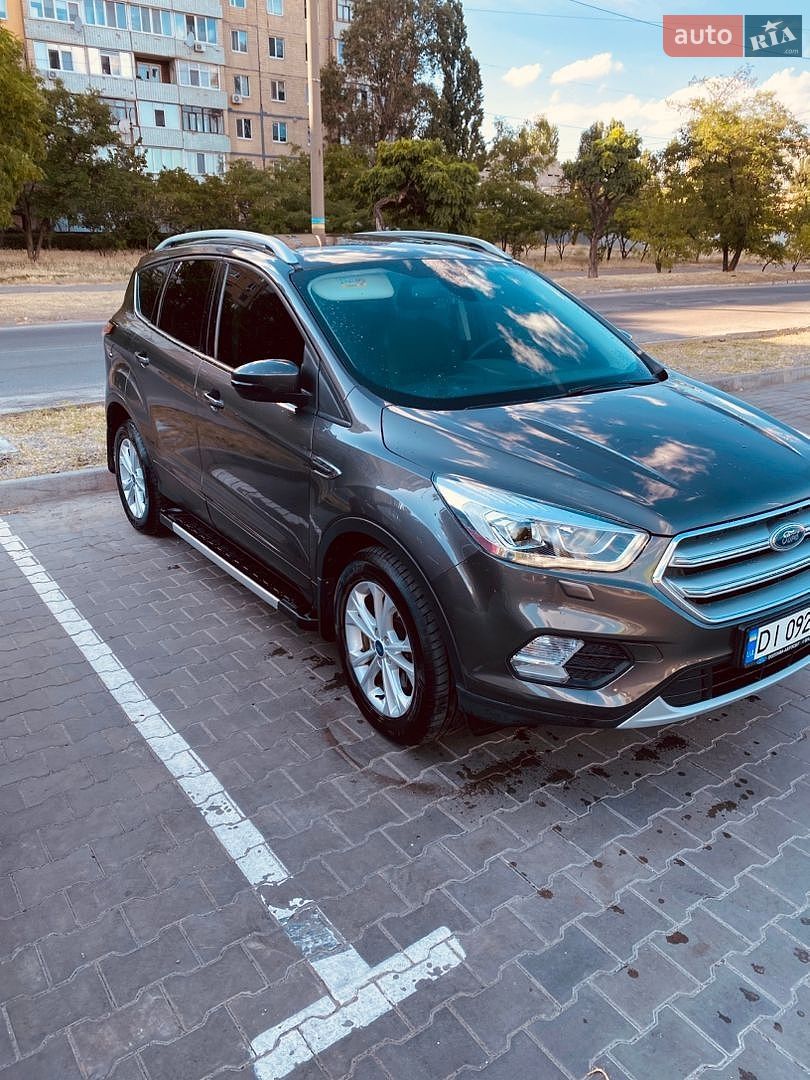 Ford Kuga 2019 VIN WF0AXXWPMAKP25172 фото оголошення 6 з 8