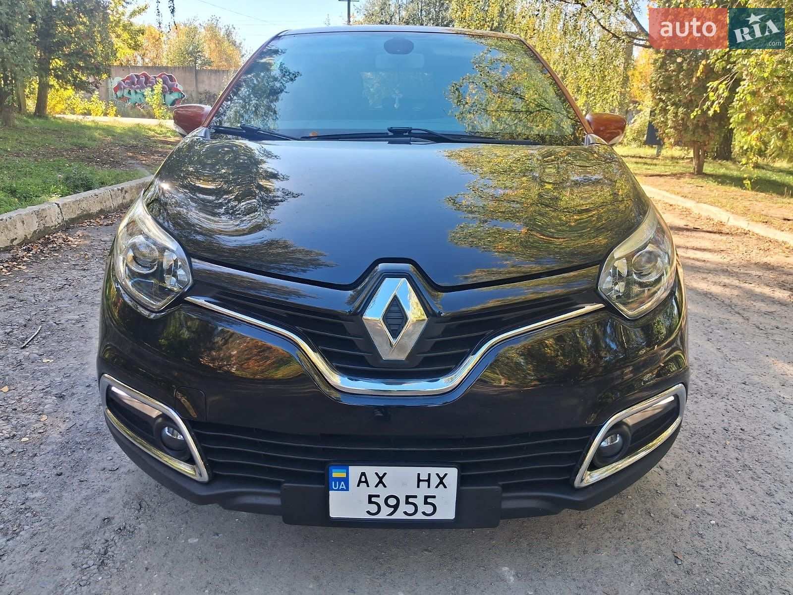 Renault Captur 2013 VIN VF12RFL1H49265572 фото оголошення 3 з 19