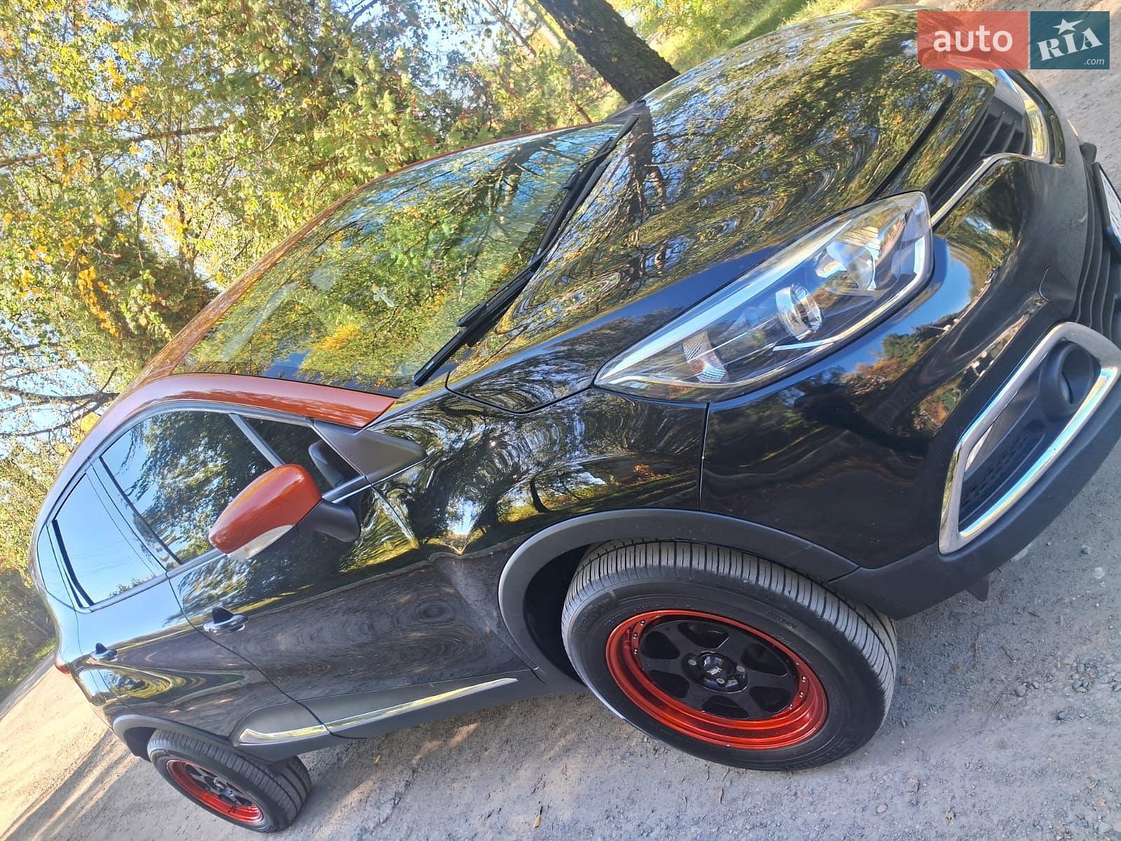 Renault Captur 2013 VIN VF12RFL1H49265572 фото оголошення 4 з 19