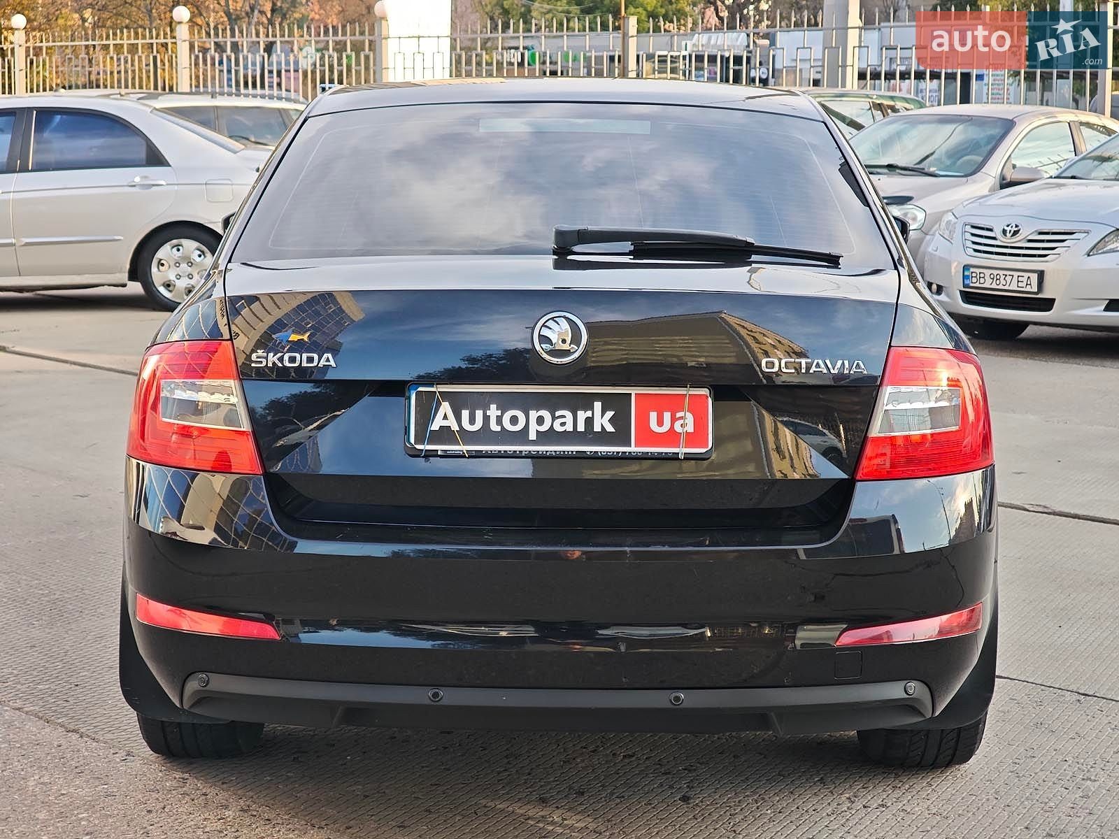 Skoda Octavia 2014 VIN TMBAJ2NE0EB008127 фото оголошення 10 з 11