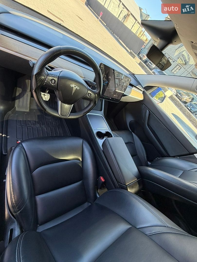 Tesla Model Y 2021 VIN 5YJYGDEE7MF257495 фото оголошення 14 з 22