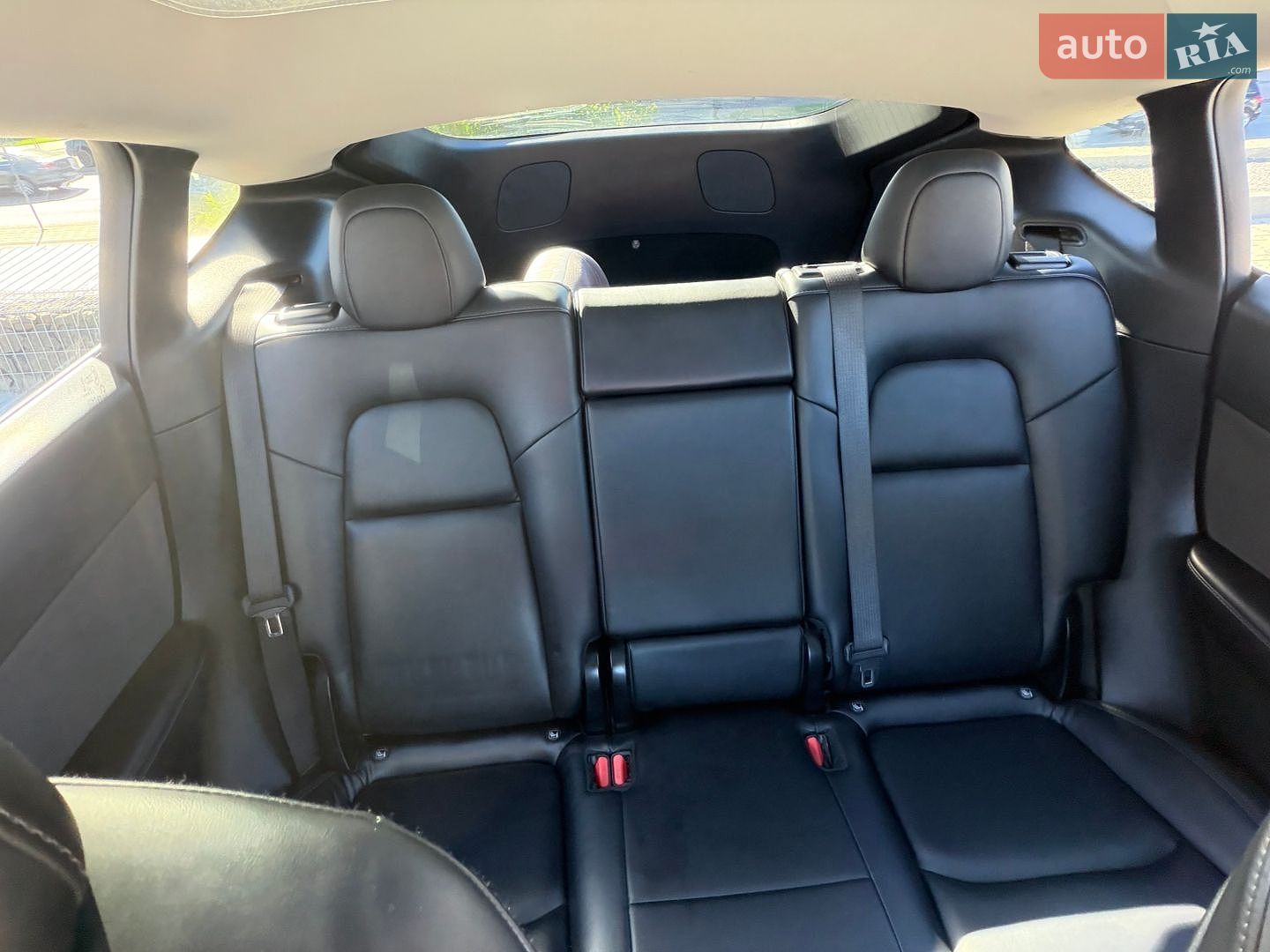 Tesla Model Y 2021 VIN 5YJYGDEE7MF257495 фото оголошення 21 з 22