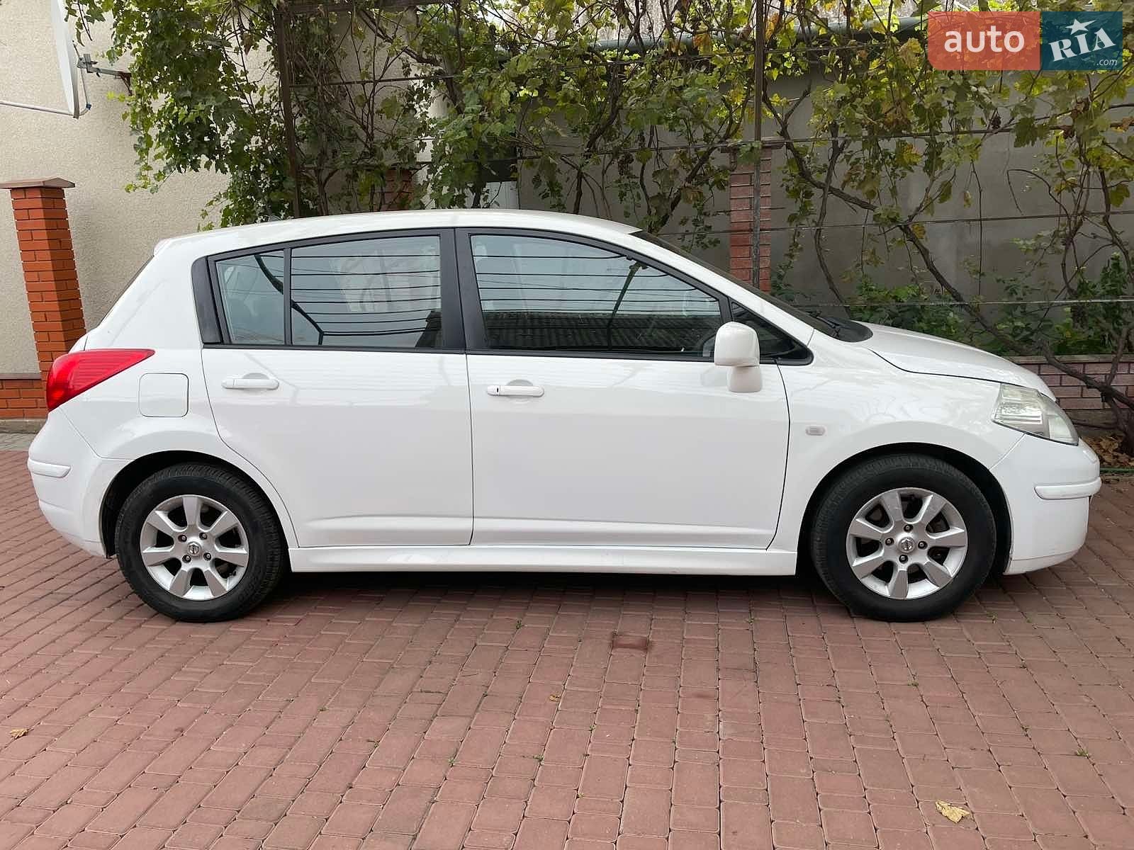 Nissan TIIDA 2010 VIN 3N1FCAC11UK432536 фото оголошення 3 з 21