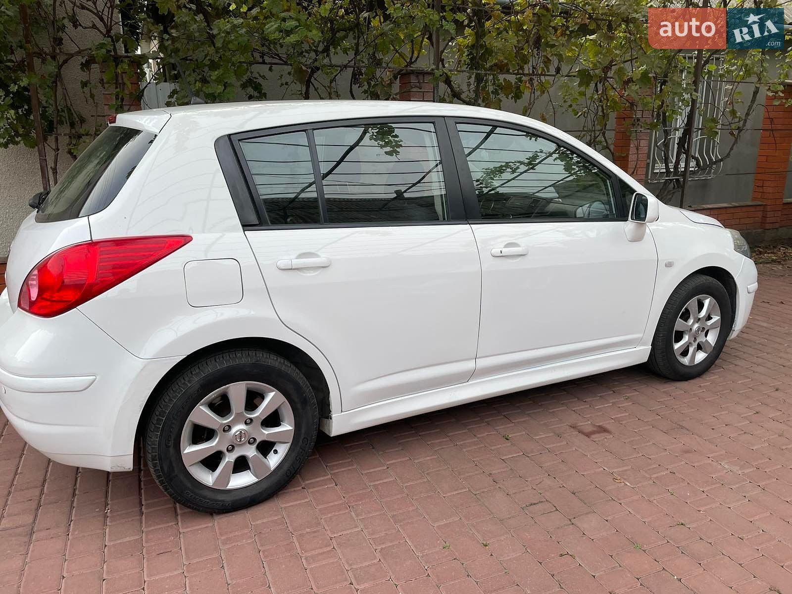 Nissan TIIDA 2010 VIN 3N1FCAC11UK432536 фото оголошення 5 з 21