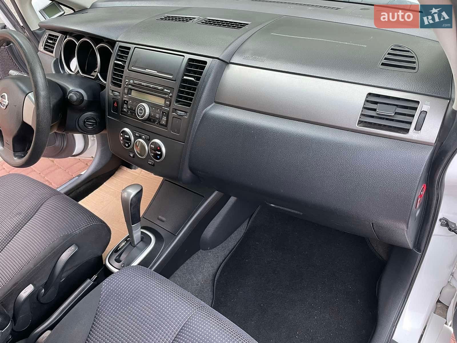 Nissan TIIDA 2010 VIN 3N1FCAC11UK432536 фото оголошення 10 з 21