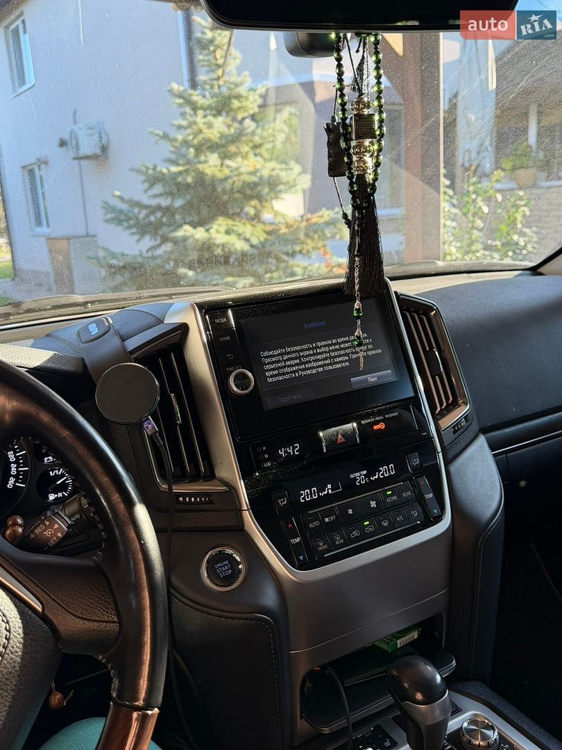 Toyota Land Cruiser 2020 VIN JTMCV05J304309132 фото оголошення 15 з 25
