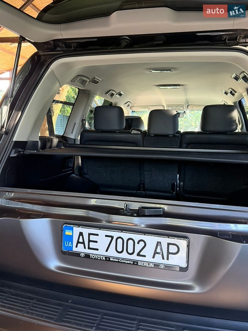 Toyota Land Cruiser 2020 VIN JTMCV05J304309132 фото оголошення 21 з 25