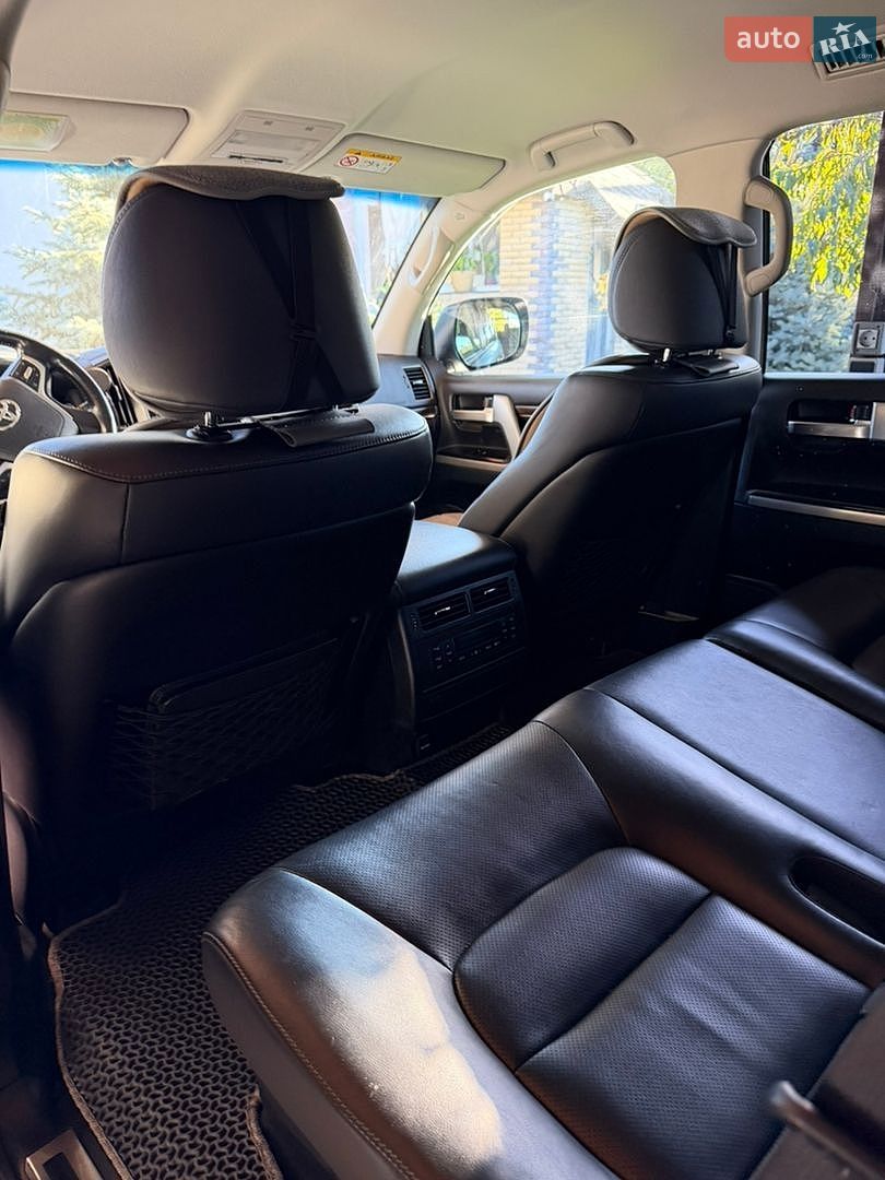 Toyota Land Cruiser 2020 VIN JTMCV05J304309132 фото оголошення 20 з 25