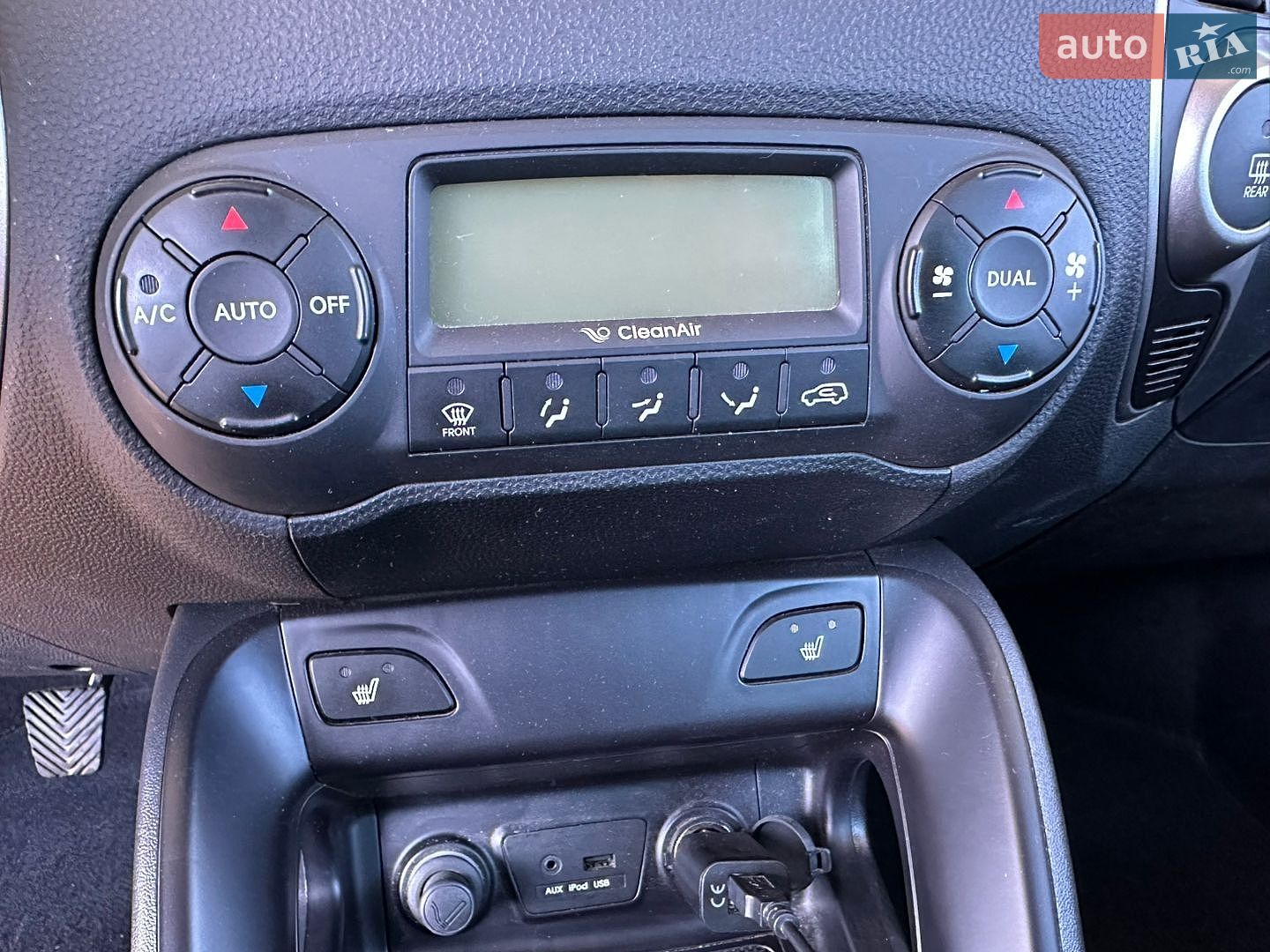 Hyundai ix35 2013 VIN TMAJU81UACJ291611 фото оголошення 56 з 85