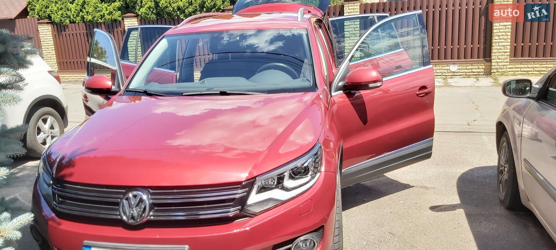 Volkswagen Tiguan 2015 VIN WVGZZZ5NZGW034717 фото оголошення 3 з 16