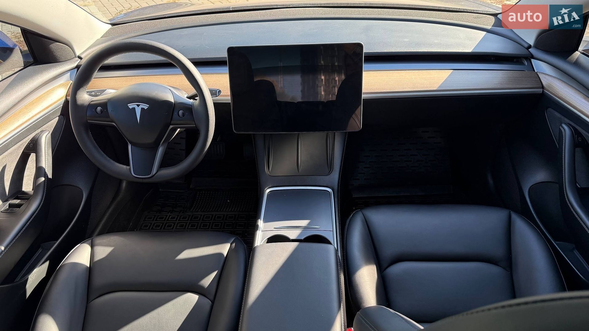 Tesla Model 3 2023 VIN 5YJ3E1EA2PF660803 фото оголошення 10 з 30