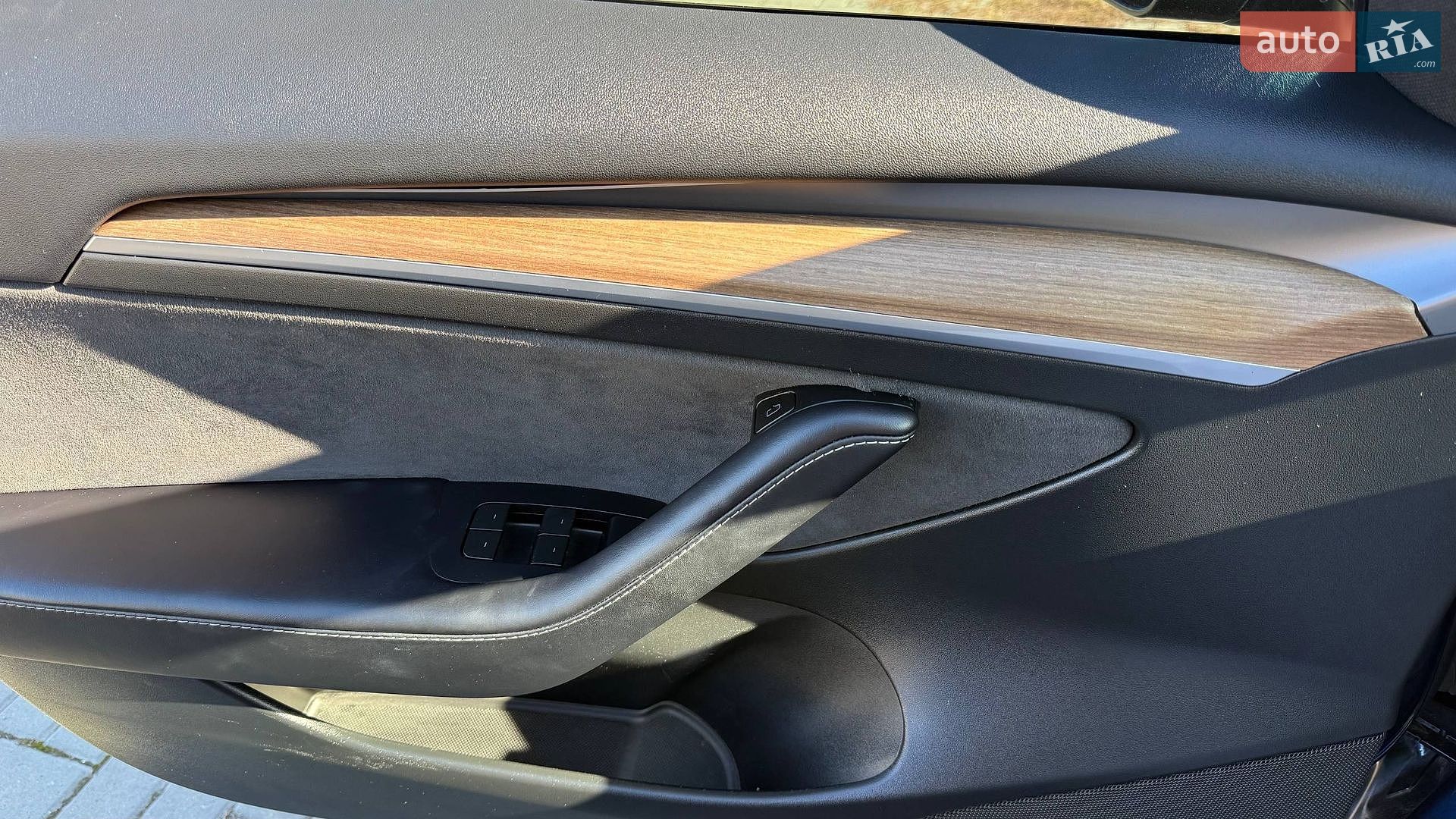 Tesla Model 3 2023 VIN 5YJ3E1EA2PF660803 фото оголошення 20 з 30