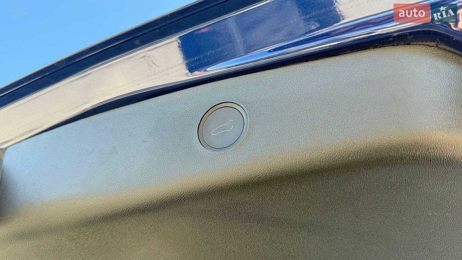 Tesla Model 3 2023 VIN 5YJ3E1EA2PF660803 фото оголошення 25 з 30