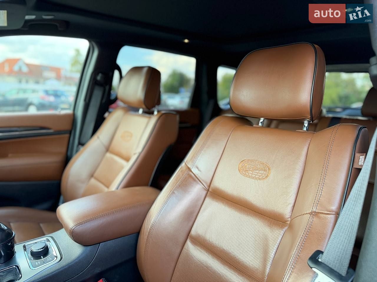 Jeep Grand Cherokee 2019 VIN 1C4RJFCG1LC174257 фото оголошення 20 з 47