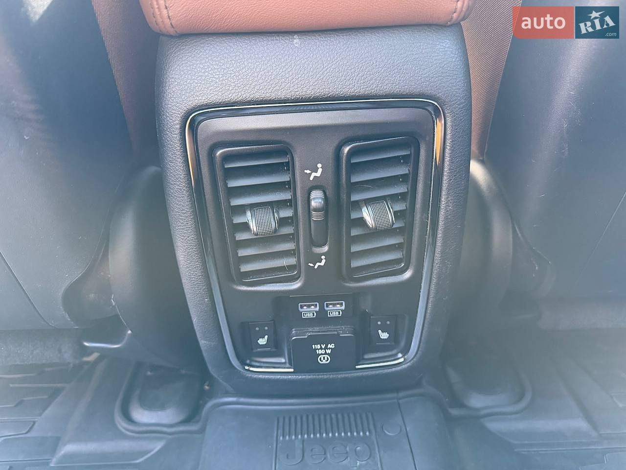 Jeep Grand Cherokee 2019 VIN 1C4RJFCG1LC174257 фото оголошення 36 з 47