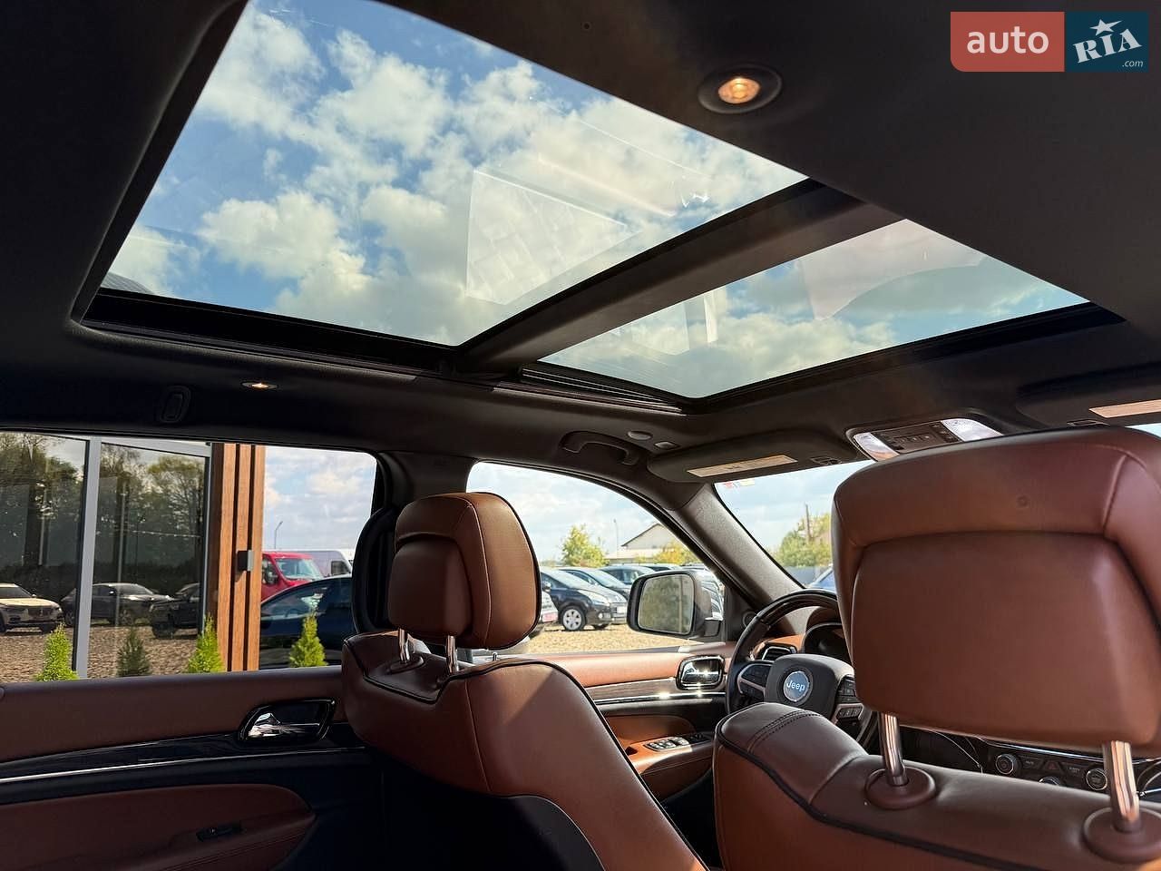 Jeep Grand Cherokee 2019 VIN 1C4RJFCG1LC174257 фото оголошення 42 з 47