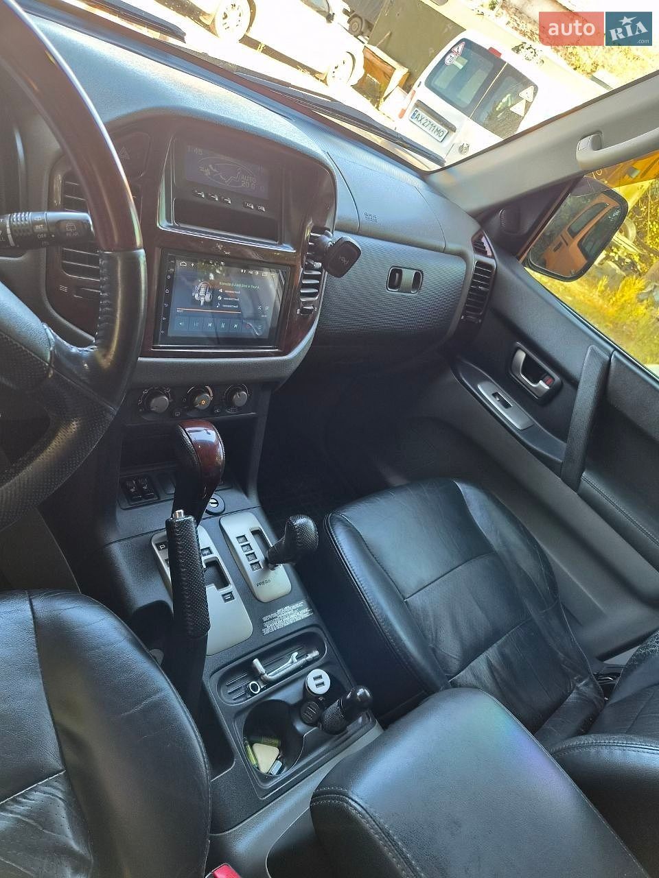 Mitsubishi Pajero Wagon 2005 VIN JMBLYV78W6J001160 фото оголошення 7 з 11