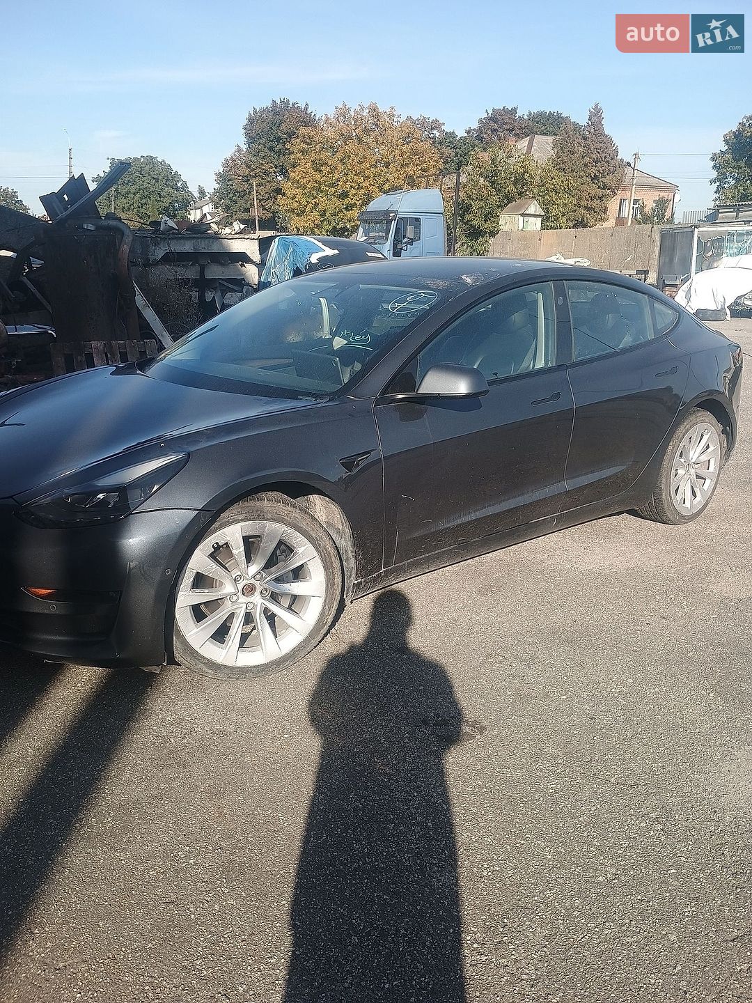 Tesla Model 3 2022 VIN 5YJ3E1EB1NF143286 фото оголошення 4 з 9