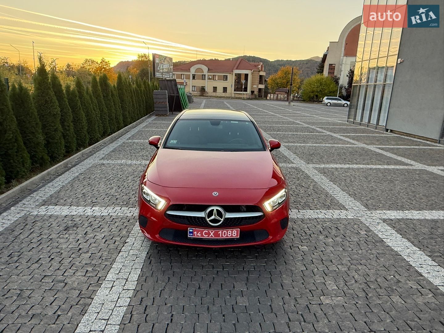 Mercedes-Benz A-Class 2019 VIN WDD3G4FB7KW020504 фото оголошення 5 з 21
