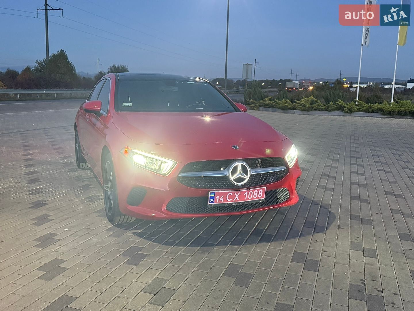 Mercedes-Benz A-Class 2019 VIN WDD3G4FB7KW020504 фото оголошення 21 з 21