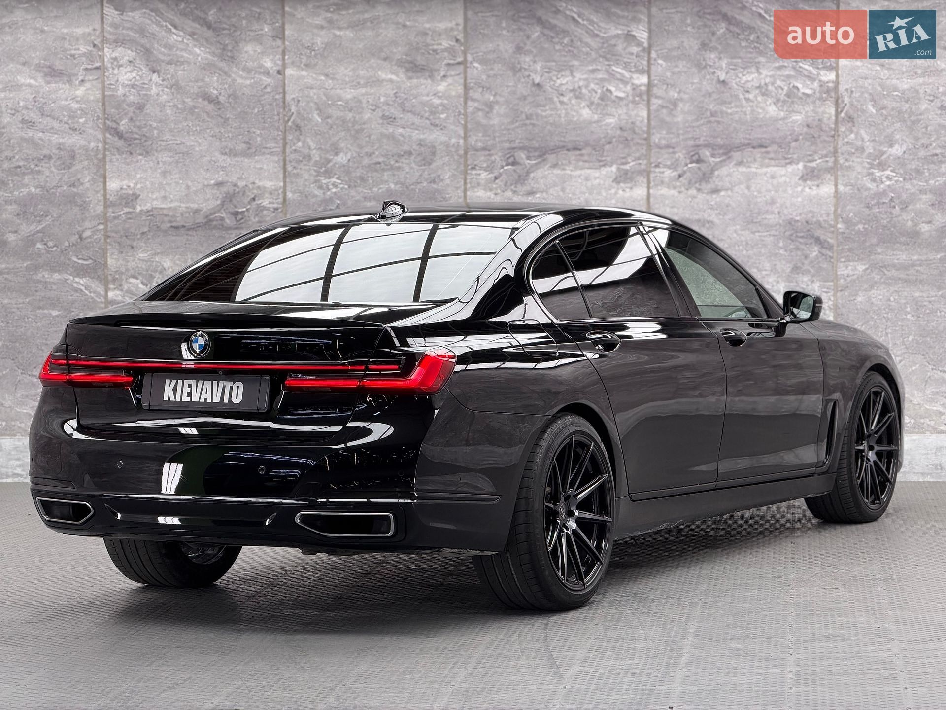 BMW 7 Series 2019 VIN WBA7T2C07LGL17957 фото оголошення 4 з 17