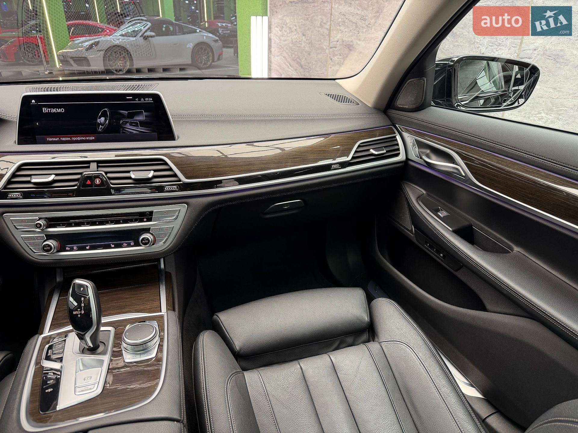 BMW 7 Series 2019 VIN WBA7T2C07LGL17957 фото оголошення 8 з 17