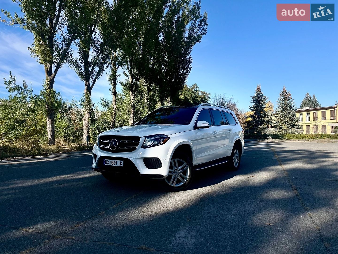 Mercedes-Benz GLS-Class 2017 VIN 4JGDF6EE6HA917663 фото оголошення 3 з 79