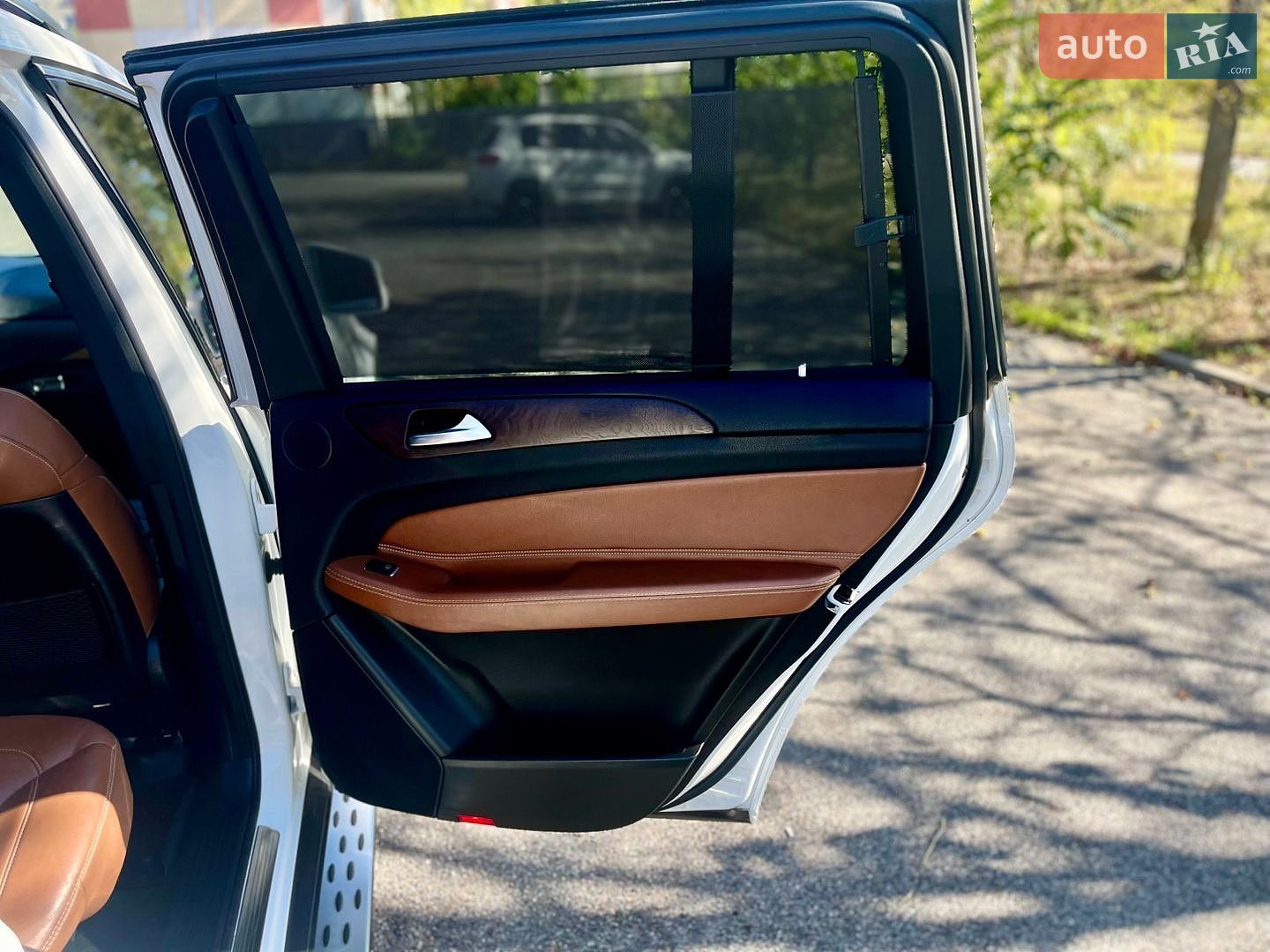 Mercedes-Benz GLS-Class 2017 VIN 4JGDF6EE6HA917663 фото оголошення 64 з 79