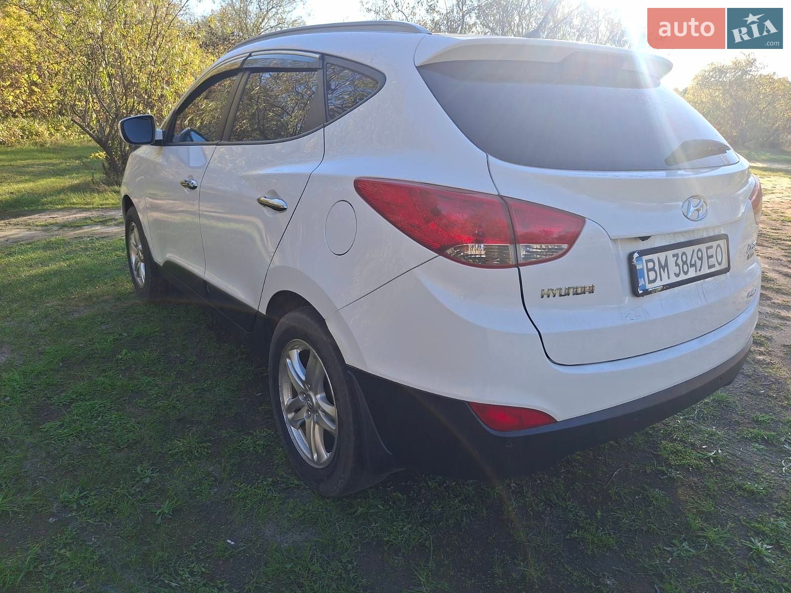 Hyundai ix35 2012 VIN TMAJU81VDCJ253681 фото оголошення 7 з 8