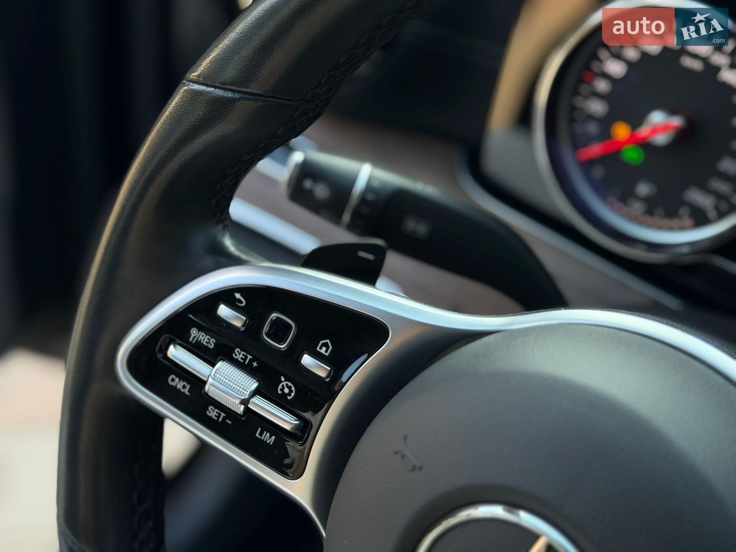 Mercedes-Benz E-Class 2020 VIN W1KZF0FB0LA844381 фото оголошення 12 з 33