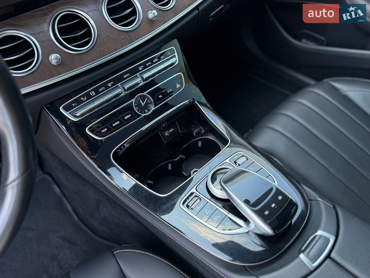 Mercedes-Benz E-Class 2020 VIN W1KZF0FB0LA844381 фото оголошення 16 з 33