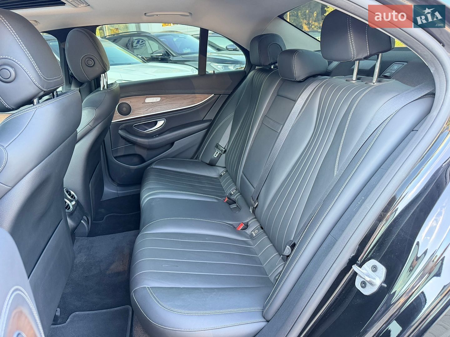 Mercedes-Benz E-Class 2020 VIN W1KZF0FB0LA844381 фото оголошення 25 з 33