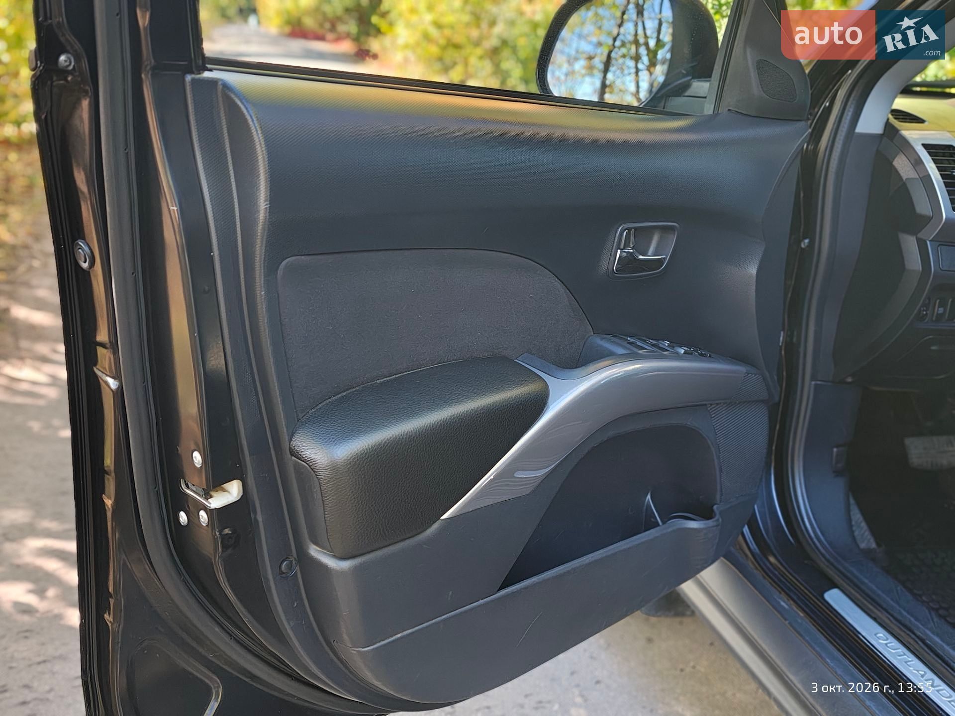 Mitsubishi Outlander XL 2009 VIN JMBXTCW5W9Z008318 фото оголошення 9 з 19