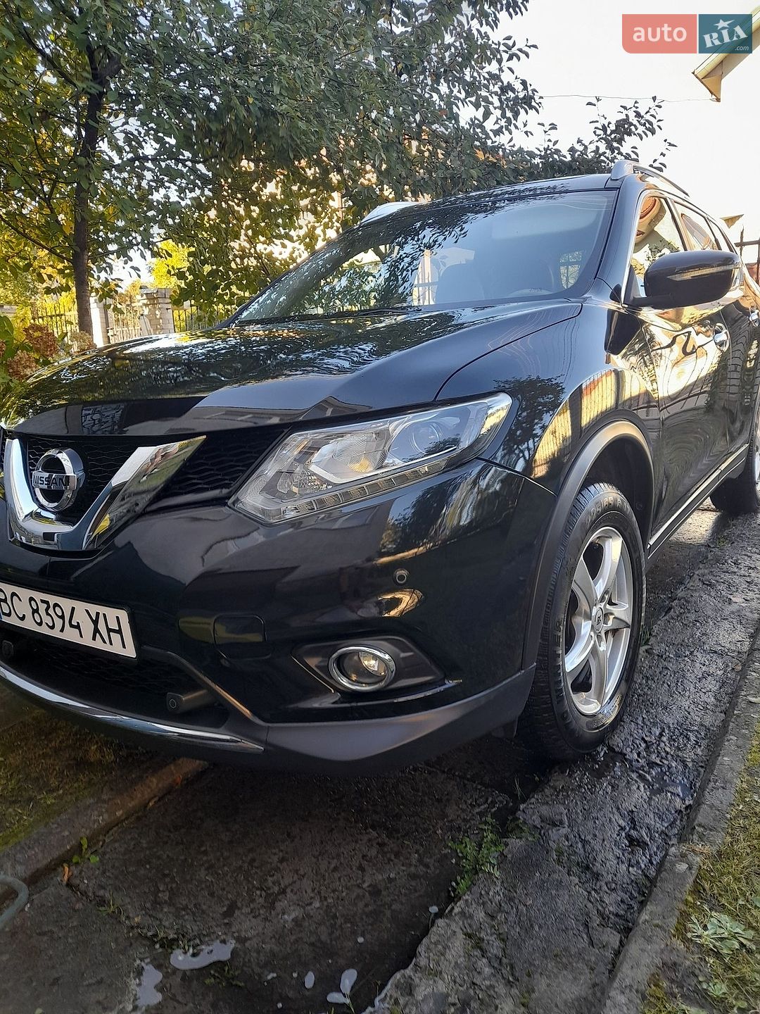 Nissan X-Trail 2015 VIN JN1TCAT32U0014725 фото оголошення 3 з 63
